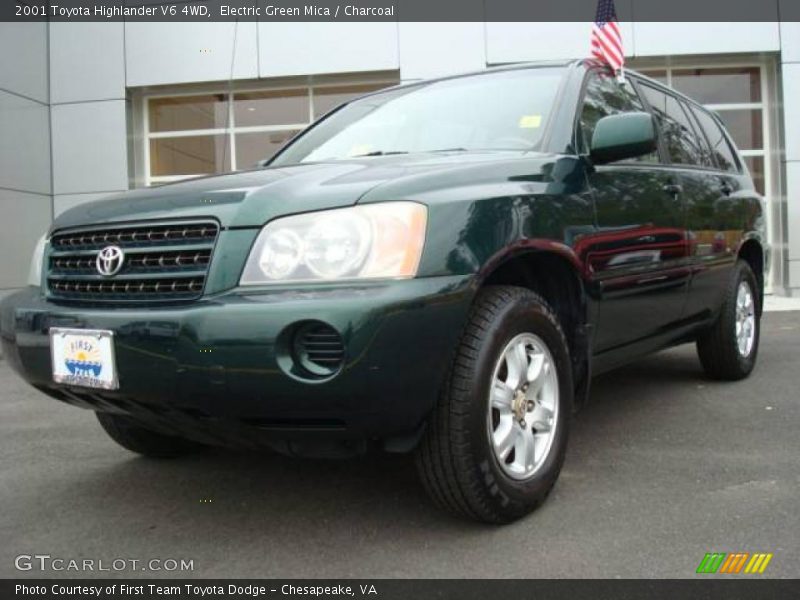 Electric Green Mica / Charcoal 2001 Toyota Highlander V6 4WD