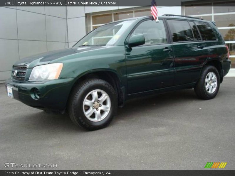 Electric Green Mica / Charcoal 2001 Toyota Highlander V6 4WD