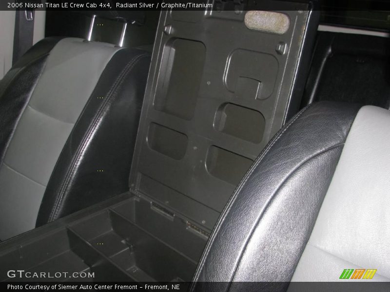 Radiant Silver / Graphite/Titanium 2006 Nissan Titan LE Crew Cab 4x4