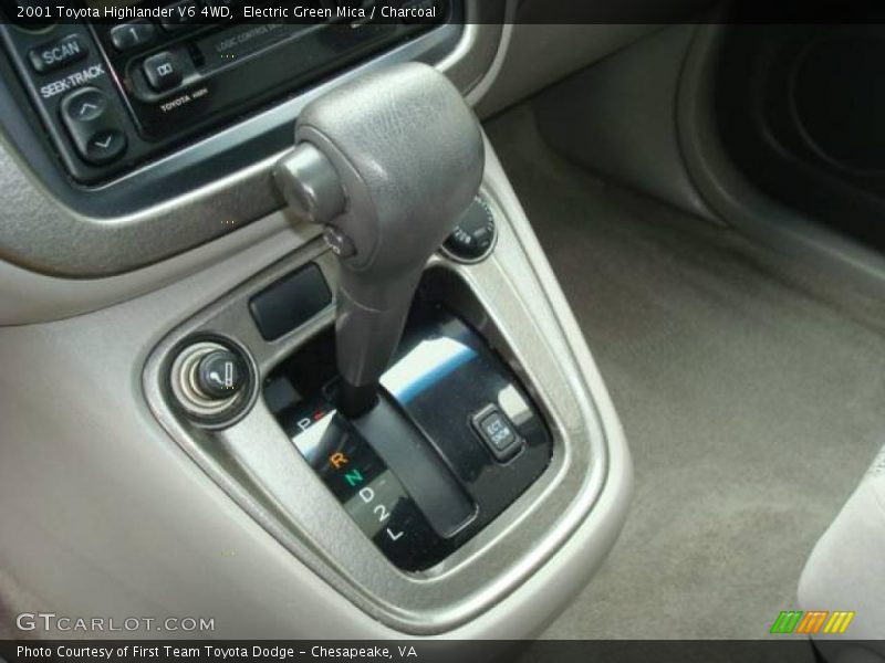Electric Green Mica / Charcoal 2001 Toyota Highlander V6 4WD