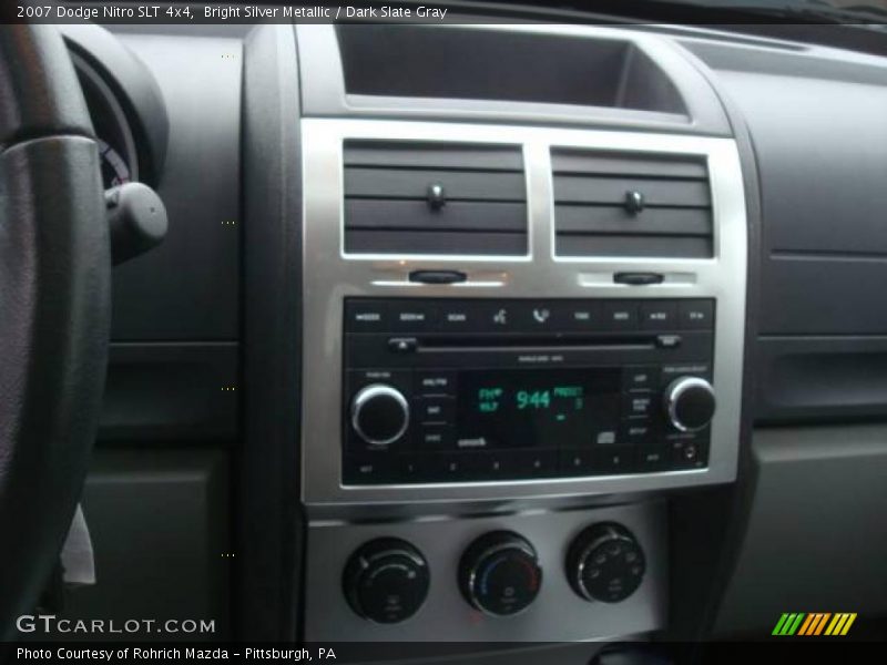 Bright Silver Metallic / Dark Slate Gray 2007 Dodge Nitro SLT 4x4