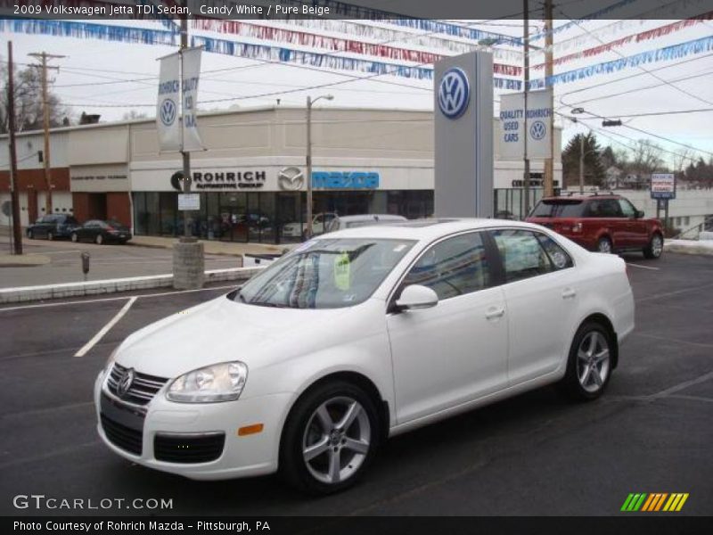 Candy White / Pure Beige 2009 Volkswagen Jetta TDI Sedan
