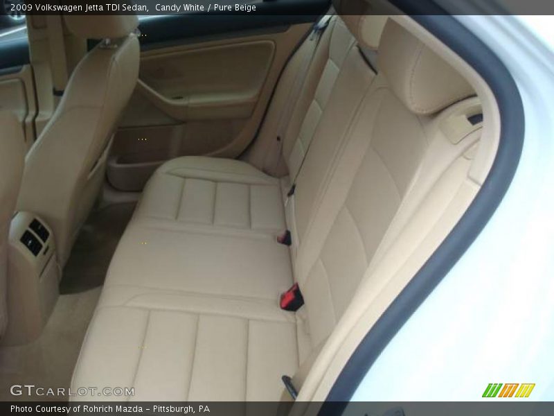 Candy White / Pure Beige 2009 Volkswagen Jetta TDI Sedan