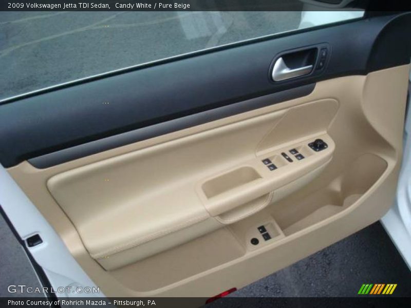 Candy White / Pure Beige 2009 Volkswagen Jetta TDI Sedan