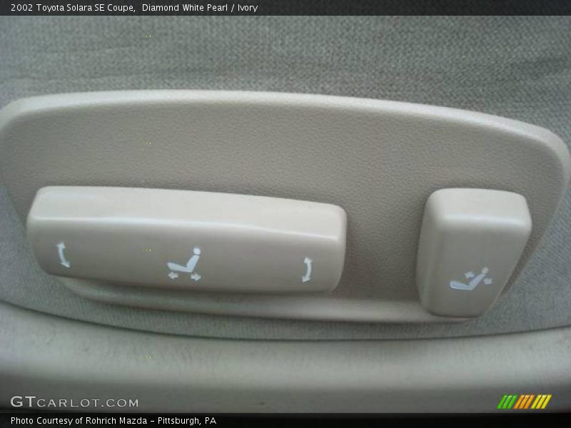 Diamond White Pearl / Ivory 2002 Toyota Solara SE Coupe