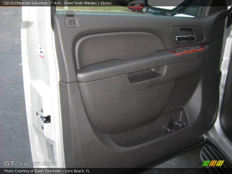 Sheer Silver Metallic / Ebony 2010 Chevrolet Suburban LT 4x4