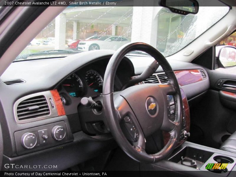 Silver Birch Metallic / Ebony 2007 Chevrolet Avalanche LTZ 4WD