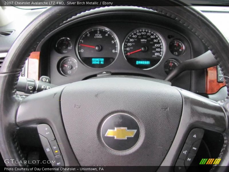 Silver Birch Metallic / Ebony 2007 Chevrolet Avalanche LTZ 4WD