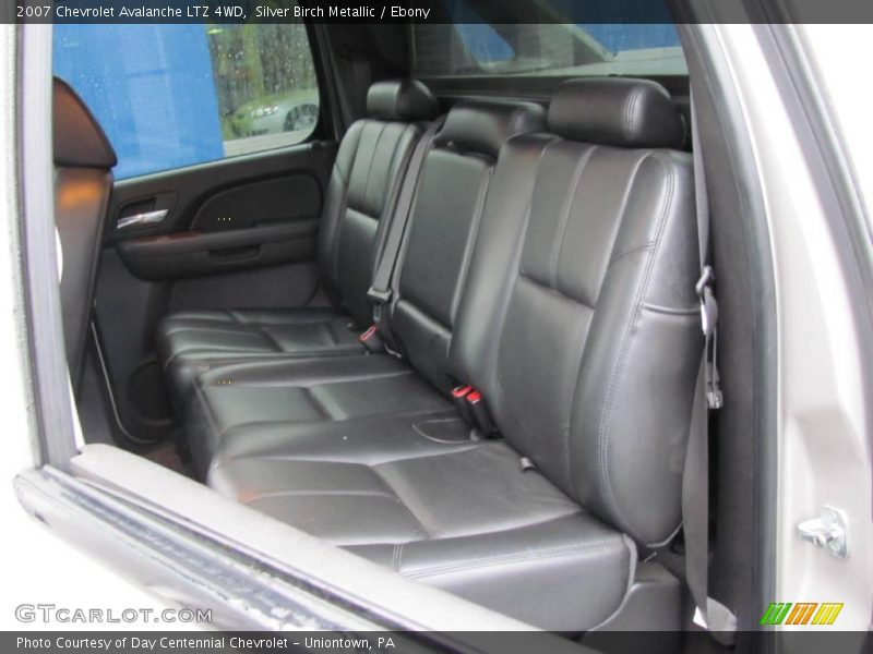Silver Birch Metallic / Ebony 2007 Chevrolet Avalanche LTZ 4WD
