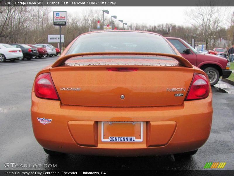 Orange Blast Pearlcoat / Dark Slate Gray 2005 Dodge Neon SXT