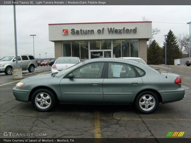 Light Tundra Metallic / Medium/Dark Pebble Beige 2006 Ford Taurus SE