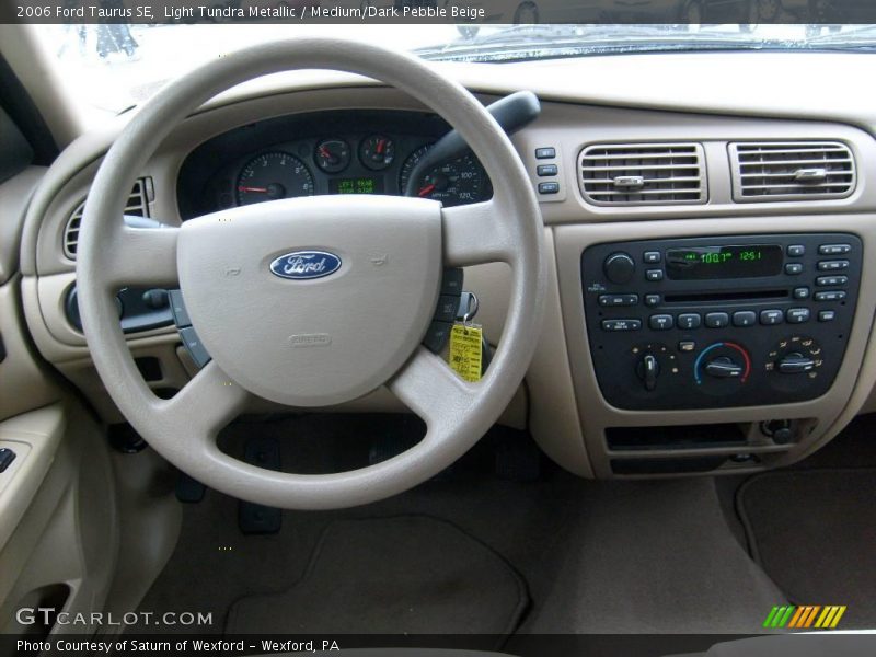 Light Tundra Metallic / Medium/Dark Pebble Beige 2006 Ford Taurus SE