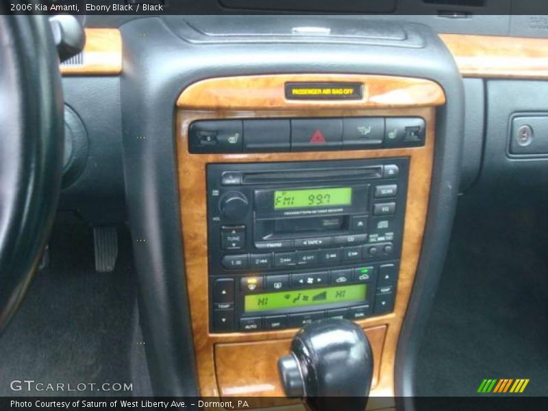 Ebony Black / Black 2006 Kia Amanti