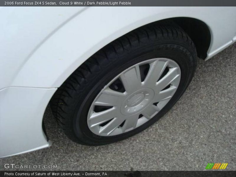 Cloud 9 White / Dark Pebble/Light Pebble 2006 Ford Focus ZX4 S Sedan