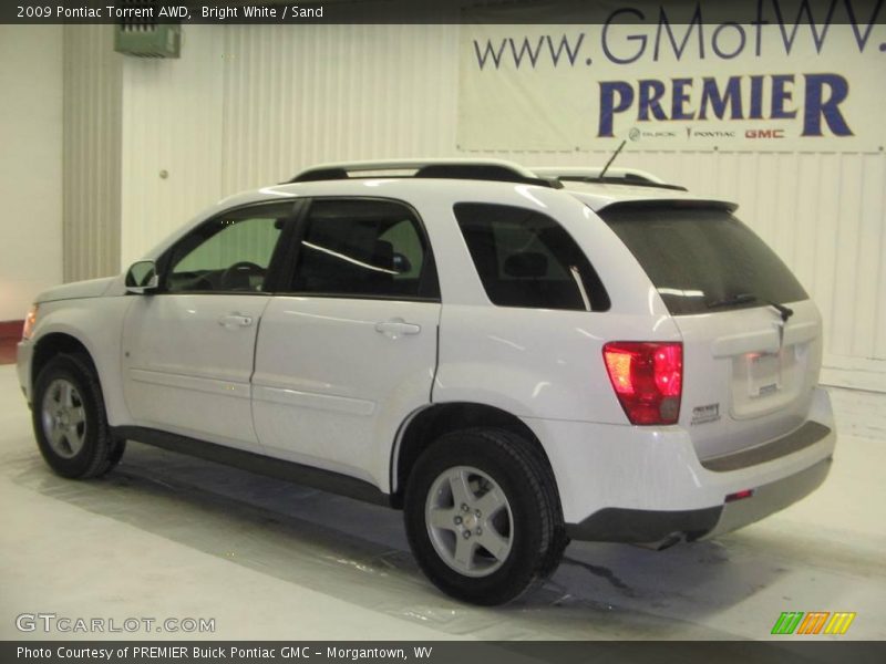 Bright White / Sand 2009 Pontiac Torrent AWD