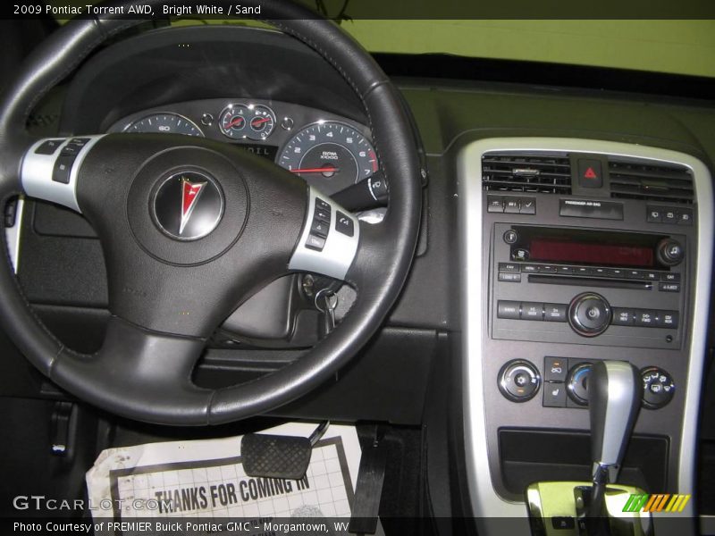 Bright White / Sand 2009 Pontiac Torrent AWD