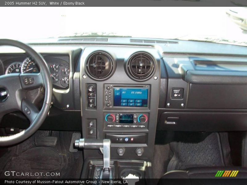 White / Ebony Black 2005 Hummer H2 SUV