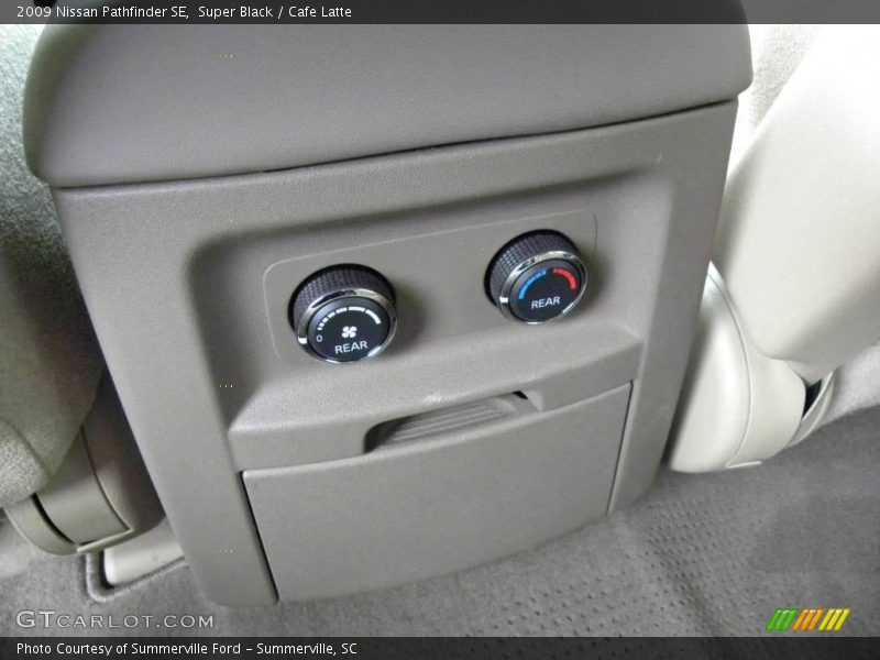 Super Black / Cafe Latte 2009 Nissan Pathfinder SE