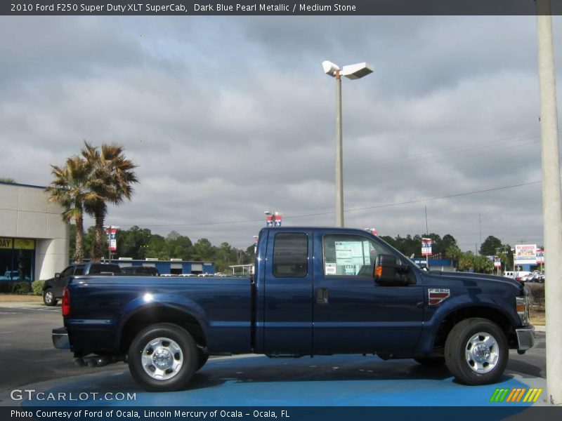 Dark Blue Pearl Metallic / Medium Stone 2010 Ford F250 Super Duty XLT SuperCab