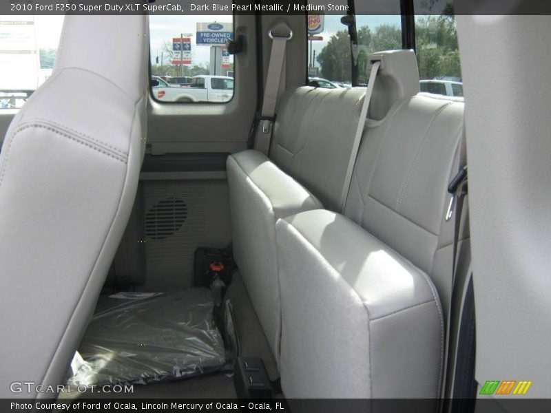 Dark Blue Pearl Metallic / Medium Stone 2010 Ford F250 Super Duty XLT SuperCab