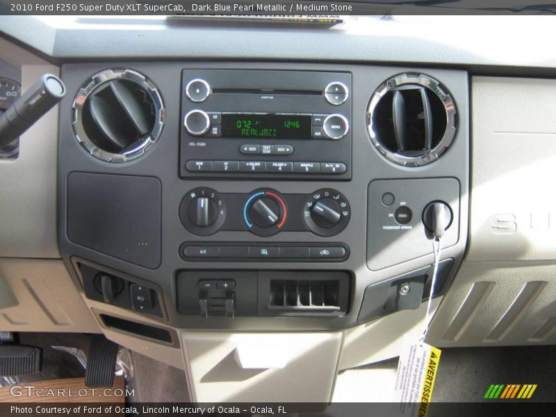 Dark Blue Pearl Metallic / Medium Stone 2010 Ford F250 Super Duty XLT SuperCab