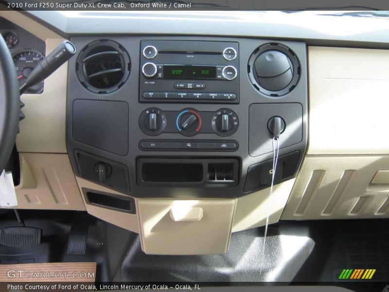 Oxford White / Camel 2010 Ford F250 Super Duty XL Crew Cab
