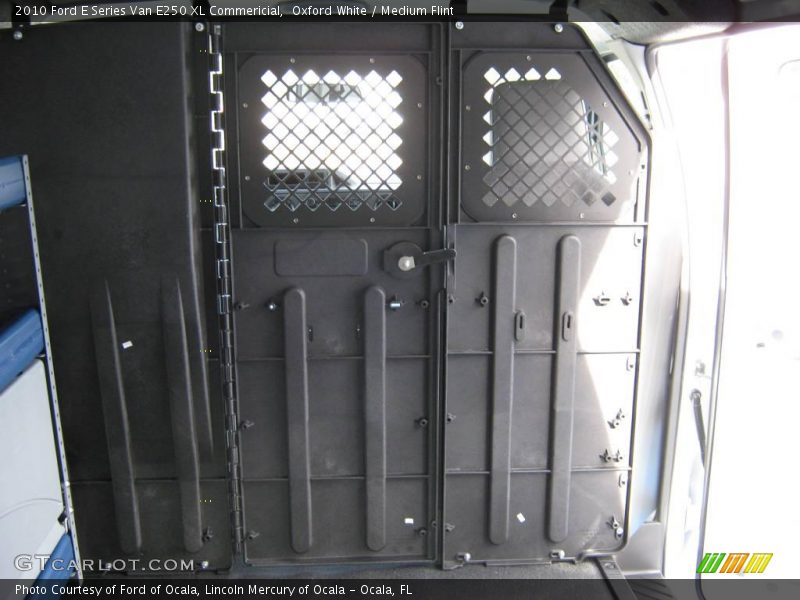 Oxford White / Medium Flint 2010 Ford E Series Van E250 XL Commericial
