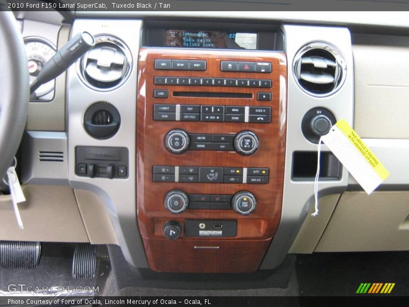 Tuxedo Black / Tan 2010 Ford F150 Lariat SuperCab