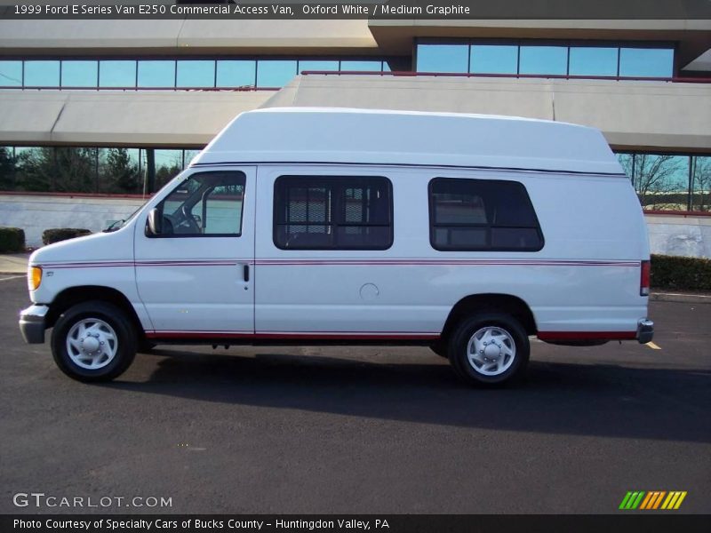 Oxford White / Medium Graphite 1999 Ford E Series Van E250 Commercial Access Van