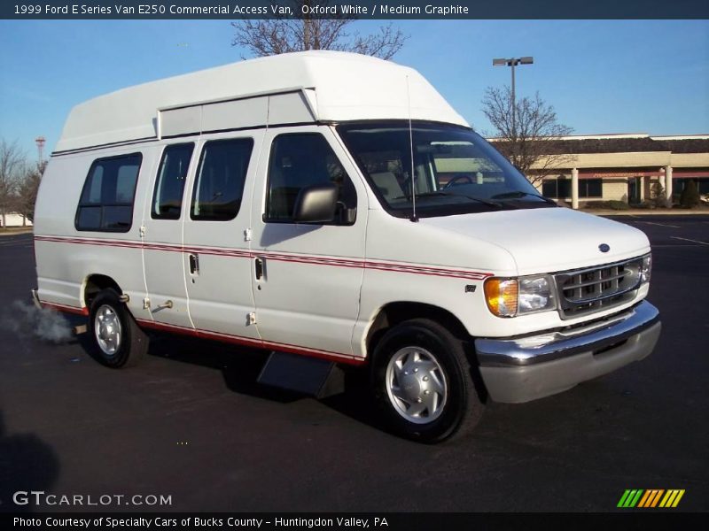 Oxford White / Medium Graphite 1999 Ford E Series Van E250 Commercial Access Van