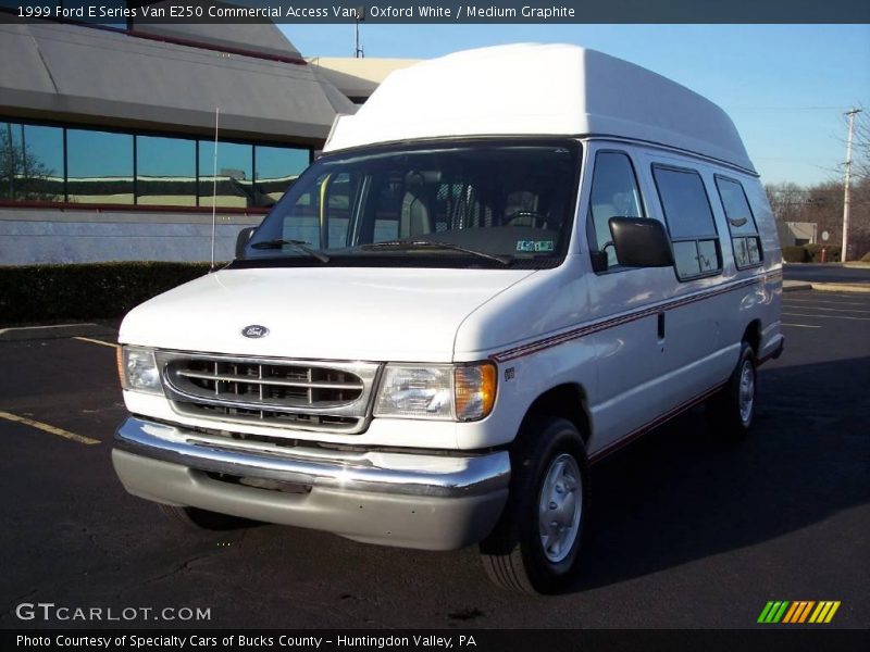 Oxford White / Medium Graphite 1999 Ford E Series Van E250 Commercial Access Van