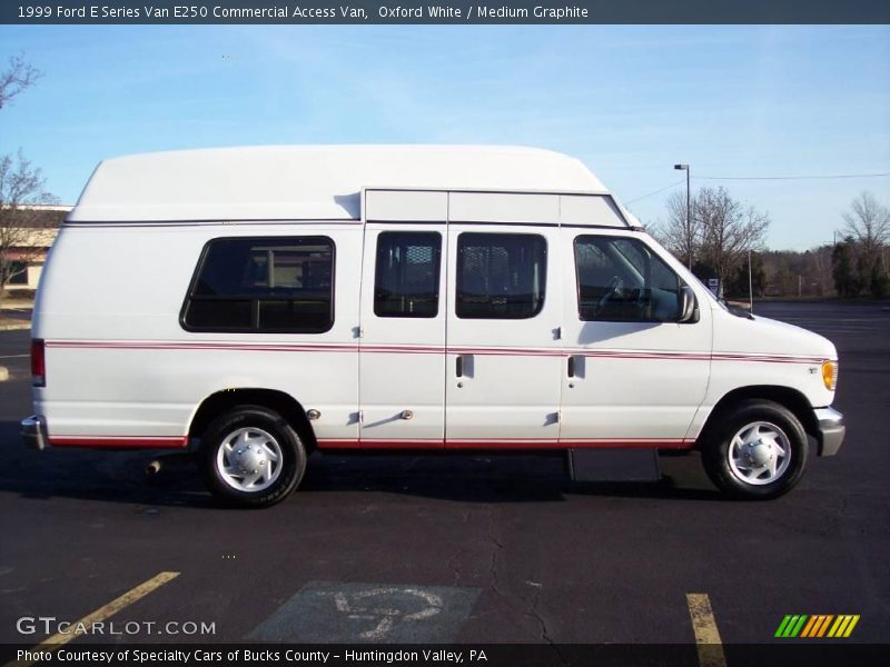 Oxford White / Medium Graphite 1999 Ford E Series Van E250 Commercial Access Van