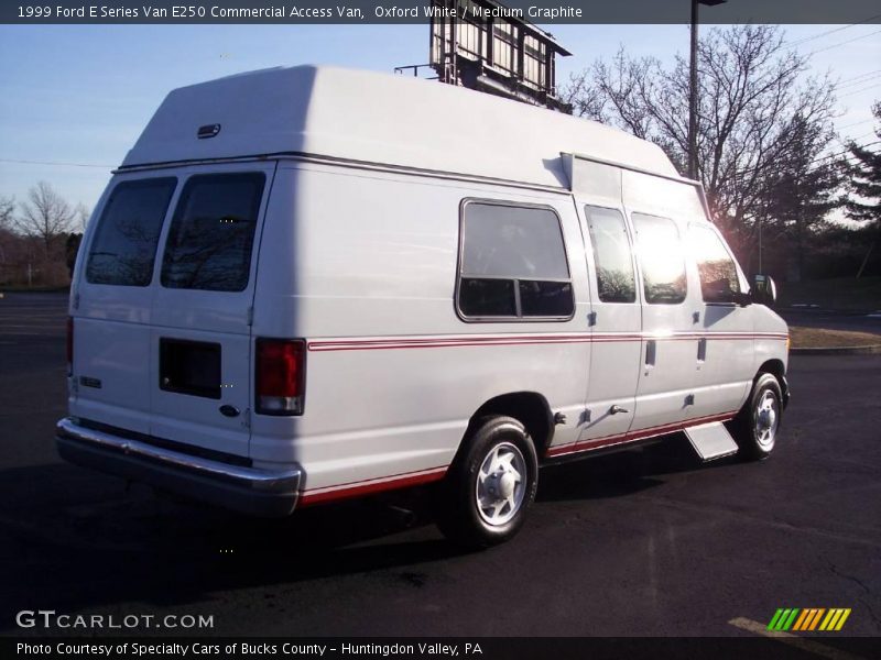 Oxford White / Medium Graphite 1999 Ford E Series Van E250 Commercial Access Van