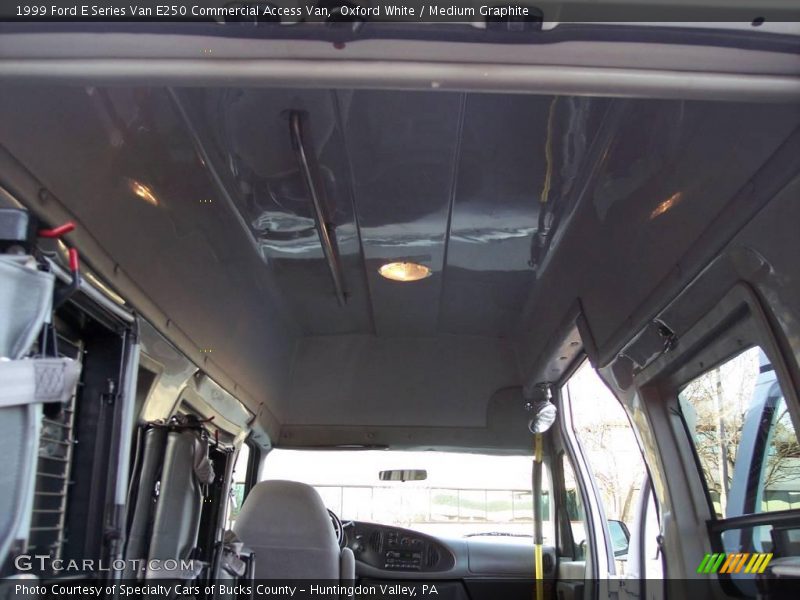 Oxford White / Medium Graphite 1999 Ford E Series Van E250 Commercial Access Van