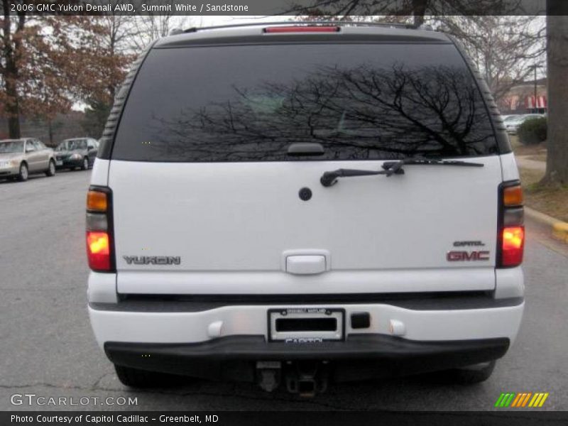 Summit White / Sandstone 2006 GMC Yukon Denali AWD
