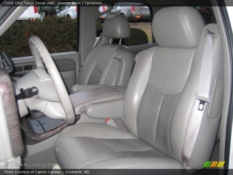 Summit White / Sandstone 2006 GMC Yukon Denali AWD
