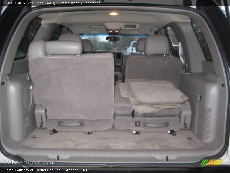Summit White / Sandstone 2006 GMC Yukon Denali AWD