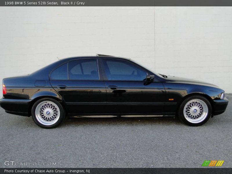 Black II / Grey 1998 BMW 5 Series 528i Sedan