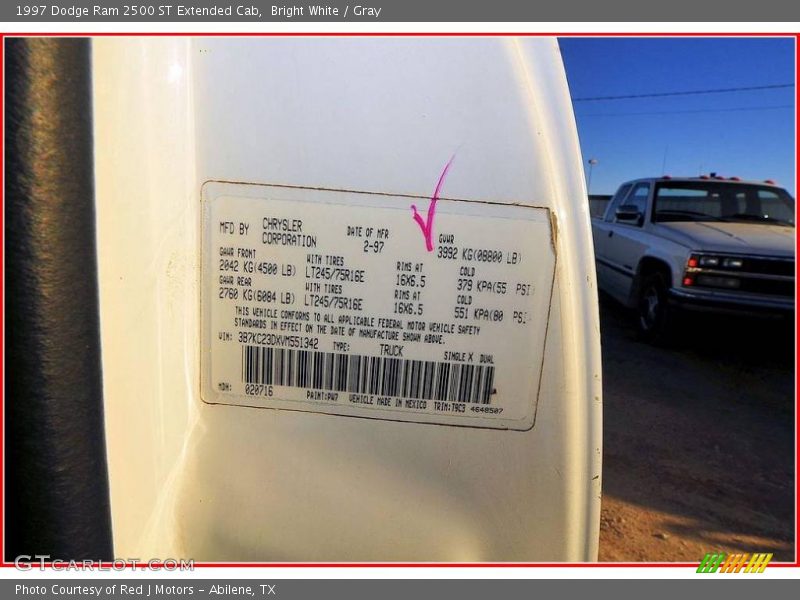 Bright White / Gray 1997 Dodge Ram 2500 ST Extended Cab