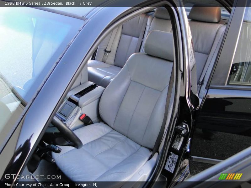 Black II / Grey 1998 BMW 5 Series 528i Sedan