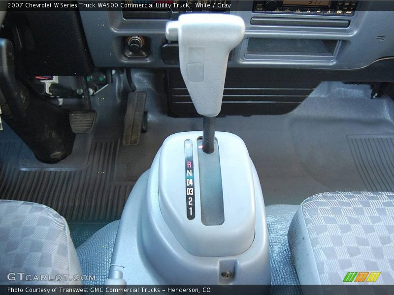 White / Gray 2007 Chevrolet W Series Truck W4500 Commercial Utility Truck