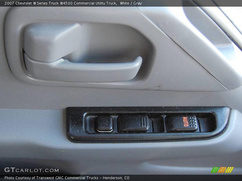 White / Gray 2007 Chevrolet W Series Truck W4500 Commercial Utility Truck