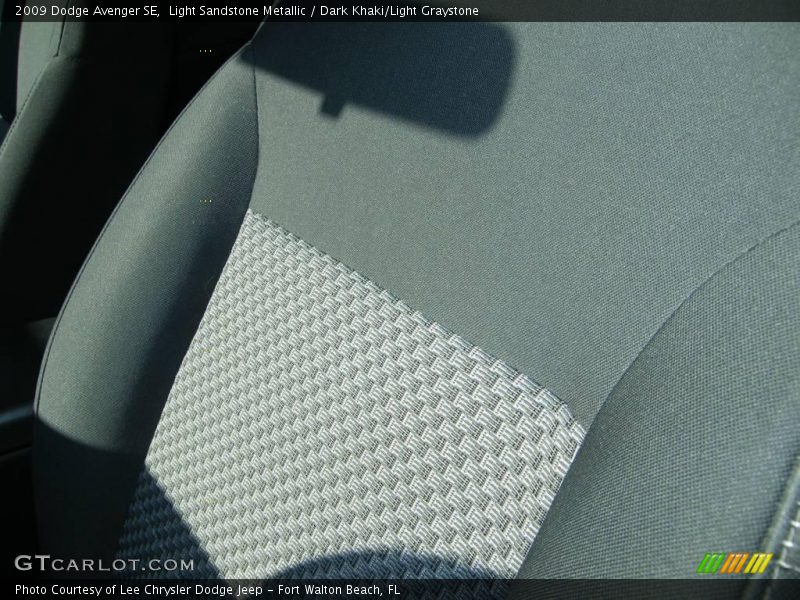 Light Sandstone Metallic / Dark Khaki/Light Graystone 2009 Dodge Avenger SE