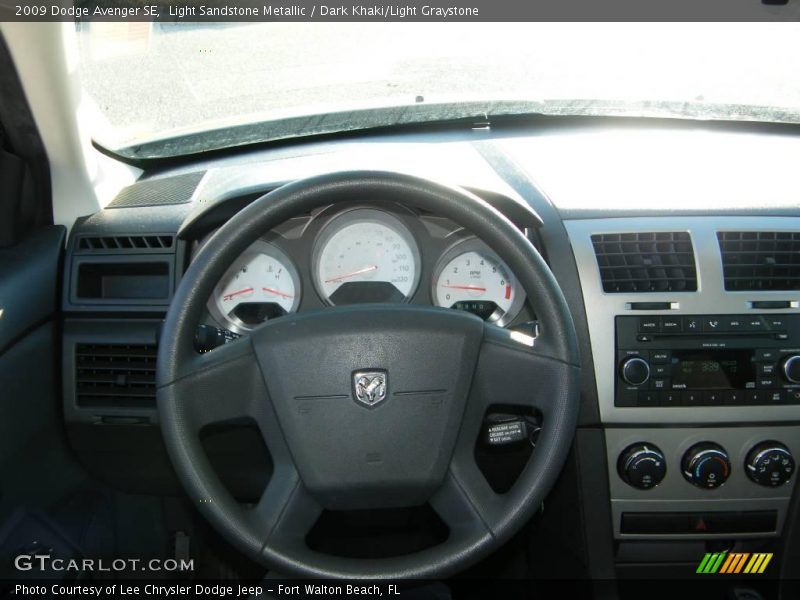 Light Sandstone Metallic / Dark Khaki/Light Graystone 2009 Dodge Avenger SE