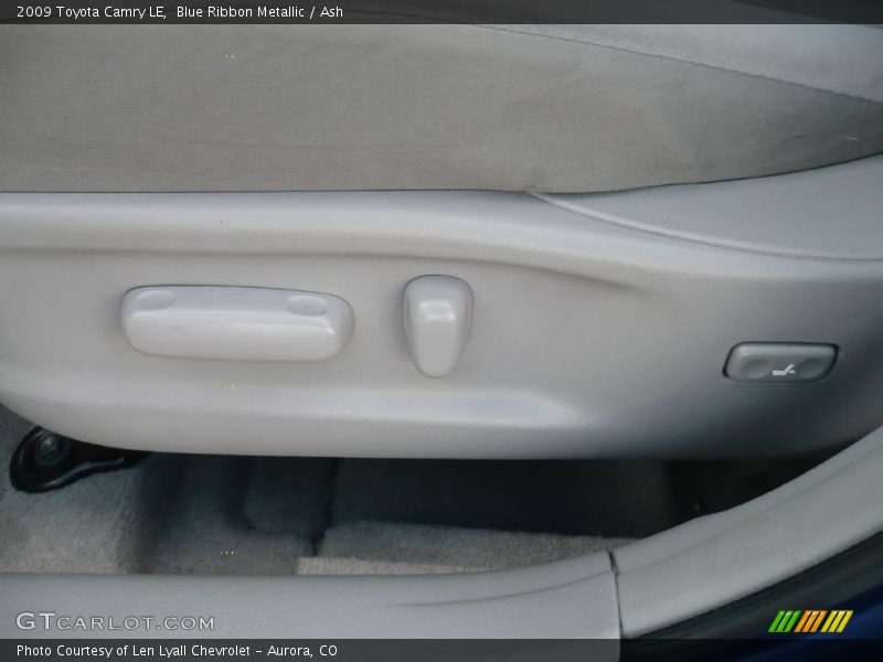 Blue Ribbon Metallic / Ash 2009 Toyota Camry LE