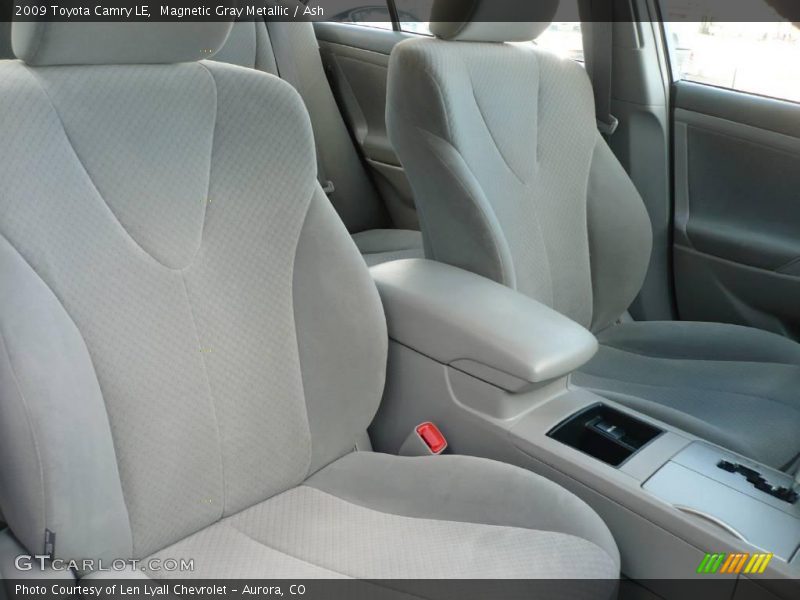 Magnetic Gray Metallic / Ash 2009 Toyota Camry LE