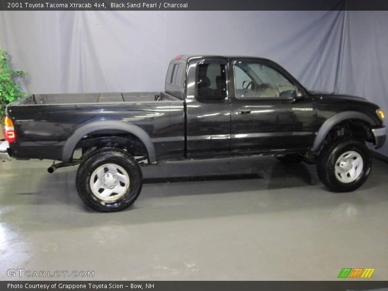 Black Sand Pearl / Charcoal 2001 Toyota Tacoma Xtracab 4x4