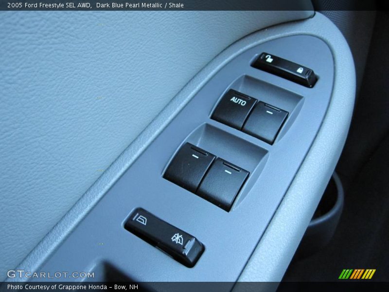 Dark Blue Pearl Metallic / Shale 2005 Ford Freestyle SEL AWD
