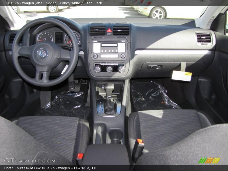 Candy White / Titan Black 2010 Volkswagen Jetta S Sedan