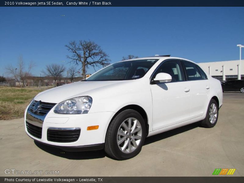 Candy White / Titan Black 2010 Volkswagen Jetta SE Sedan